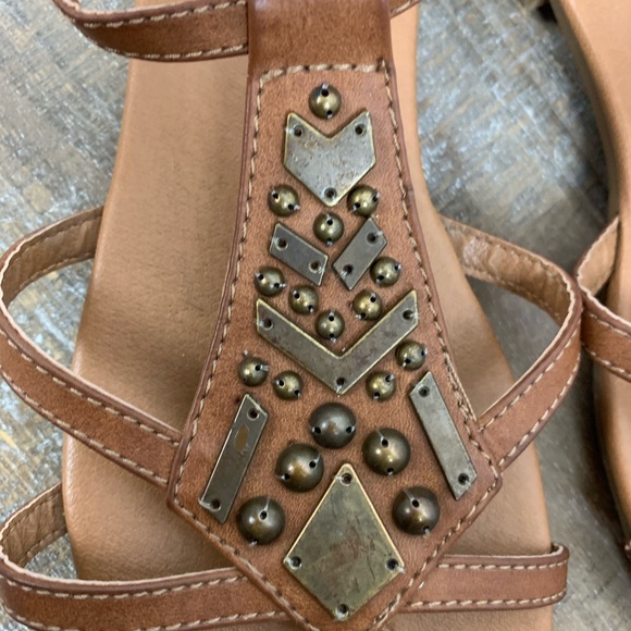 Sandals. - Picture 6 of 6